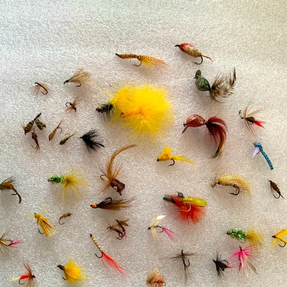 Complete fly tying kit without hackle 40 flys included - Picture 3 of 6